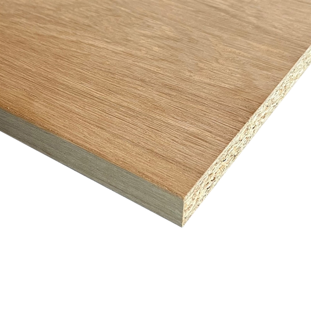 Gefineerde corpusplaat in Europees eiken